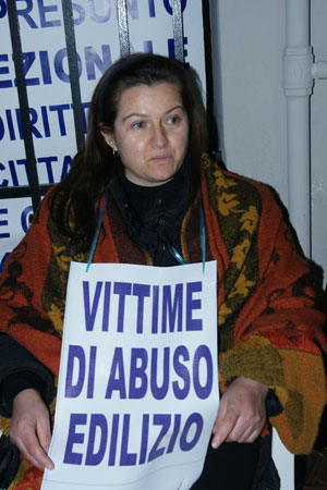 L'Amministrazione invita la signora Cerminara e gli altri inquilini ad un incontro lunedi