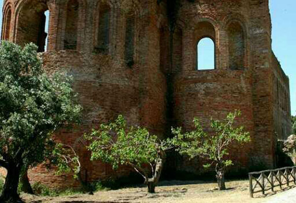 Parentela (M5s): scongiurare chiusura parco Scolacium 
