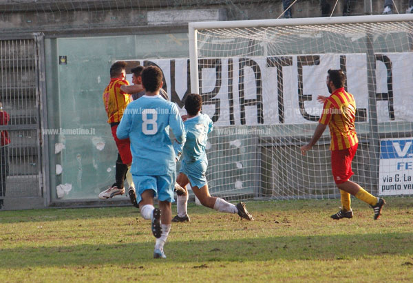 scontro-gioco-sambiase-2.jpg