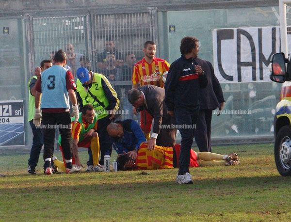 scontro-gioco-sambiase-5.jpg
