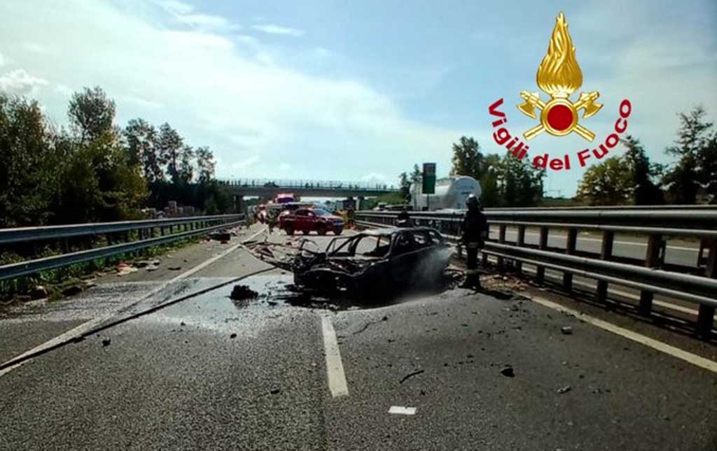Incidente su A12 tra Versilia e Massa, muore bambina residente a Reggio Calabria