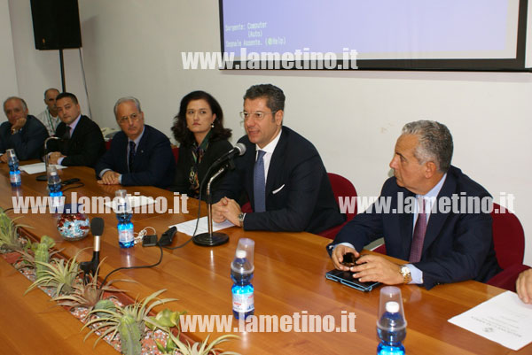 Lamezia: Scopelliti annuncia 20 milioni d'investimenti per competitività aeroporti calabresi