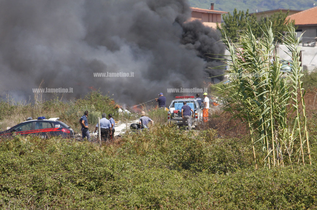 scordovillo-incendio-fumi-lamezia-1.jpg