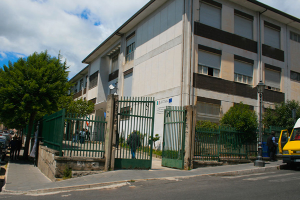 Lamezia, fiera di San Biagio: istituti "Fiorentino" e "Leopardi" chiusi il 2 e 3 febbraio