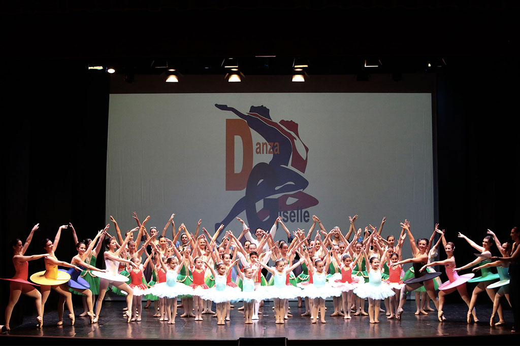 scuola-danza-giselle_1.jpg