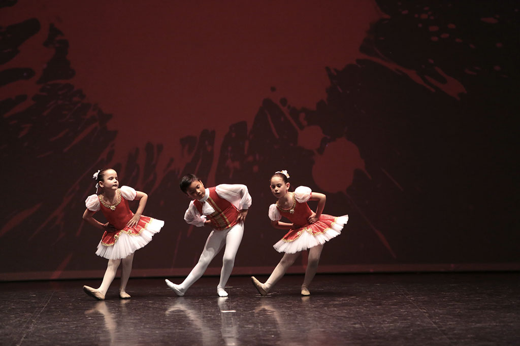 scuola-danza-giselle_3.jpg