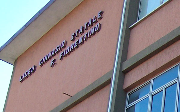 Lamezia, studenti liceo Fiorentino preparano soluzione igienizzante mani per alunni e docenti