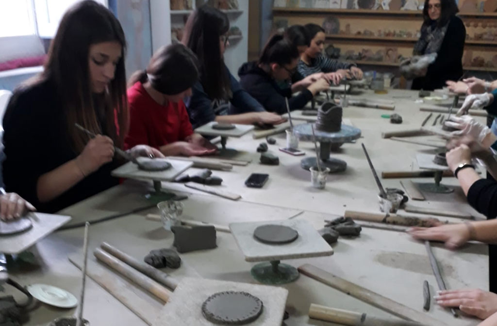 Dal museo diocesano al laboratorio di ceramica: tra musei, siti e botteghe per studenti del Campanella