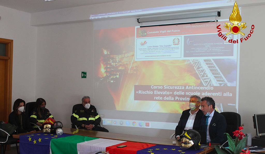 scuola_1732a.jpg