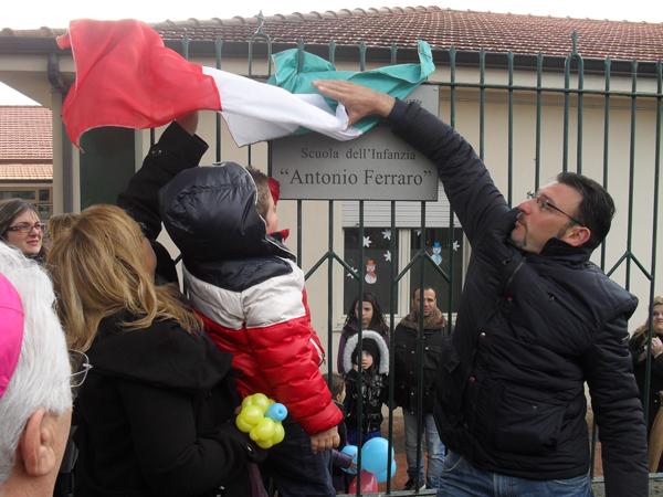 Lamezia, intitolata al piccolo Antonio Ferraro la scuola materna di Capizzaglie