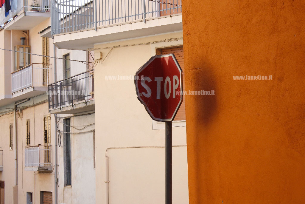 Lamezia, approvato piano manutenzione segnaletica orizzontale e verticale 2020/2021