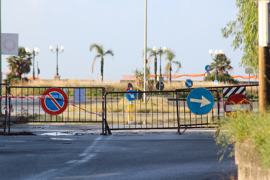 Maltempo nel lametino, strade allagate e passaggi bloccati lungo la costa