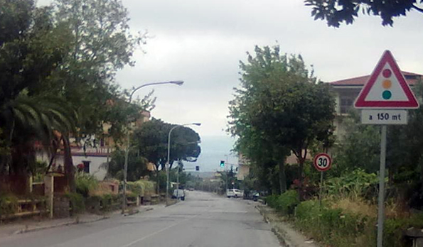 Lamezia: Entrato in funzione semaforo tra via Murat e via Foderaro