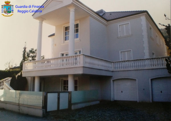 sequestro-villa-austria-2.jpg