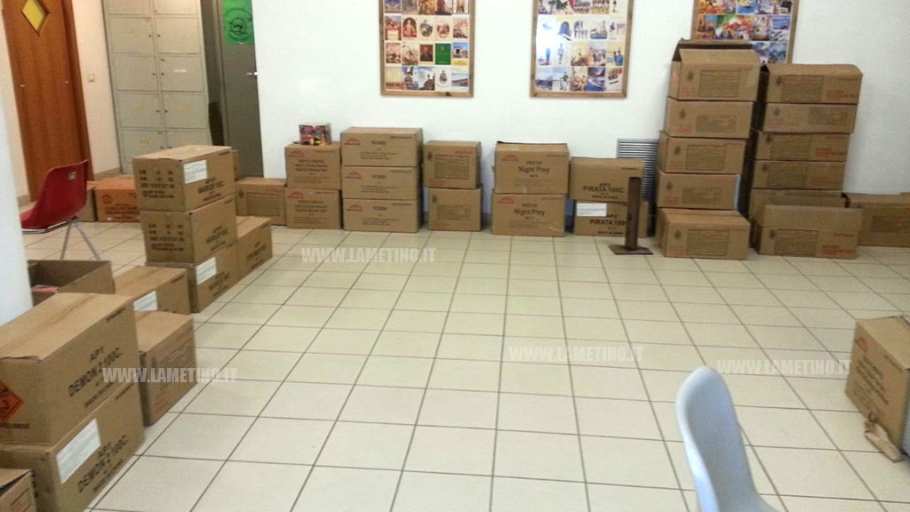 Sequestrati 1 tonnellata di fuochi d'artificio nel cosentino