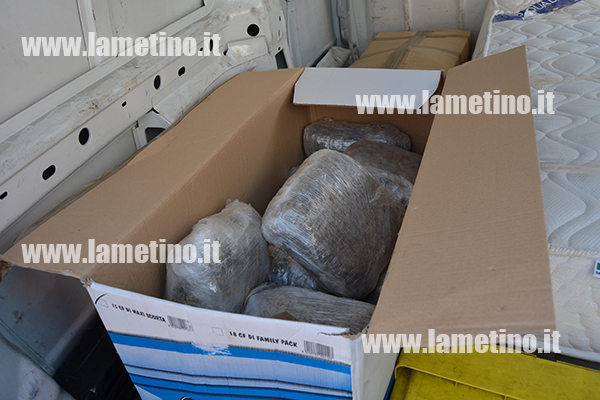sequestro_polizia_30052014_2.jpg
