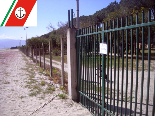 Calabria: Ambiente, sequestrati 27.550 metri quadrati su spiaggia occupata abusivamente
