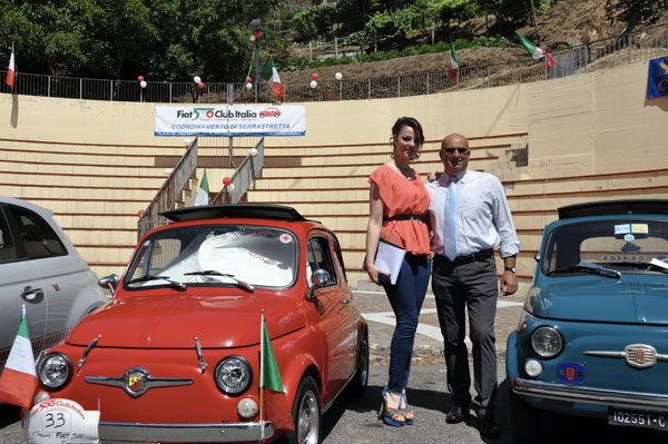 Serrastretta: Primo raduno Fiat 500 promosso da Associazione Dalidà