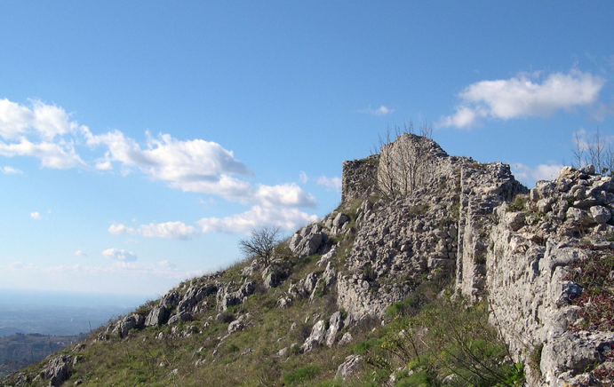 Tiriolo Urban trekking: il 14 ottobre a spasso tra storie, miti e leggende