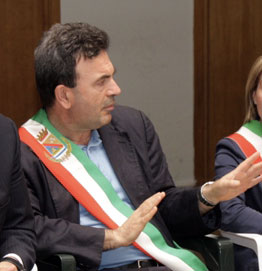 Lamezia: Sindaco incontra domenica cittadini su bilancio annuale di mandato