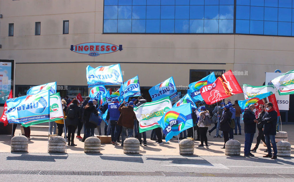 Sindacati su situazione lavoratori Carrefour alla Regione: “Dare segnale di interesse convocando una riunione”