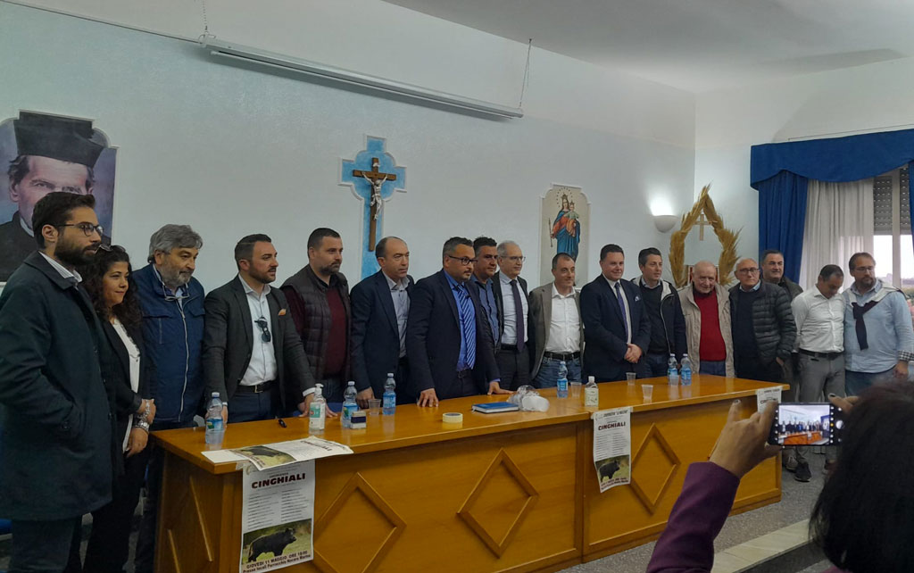 sindaci-incontro-su-cinghiali-nocera-11-maggio-23_30366.jpg