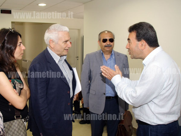 sindaco-lamezia-solidarieta-agenzia-entrate