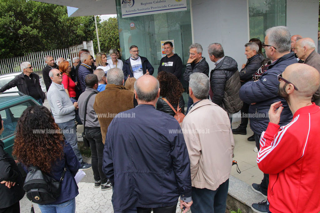 sit-in-ospedale-lamezia9877f73_2dd9b.jpg