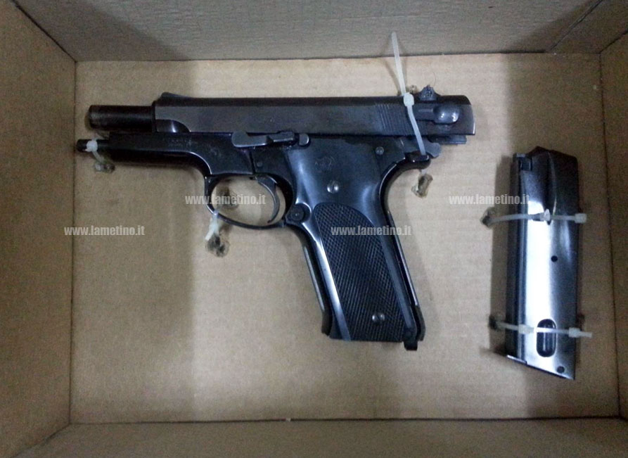 smith-wesson-1.jpg
