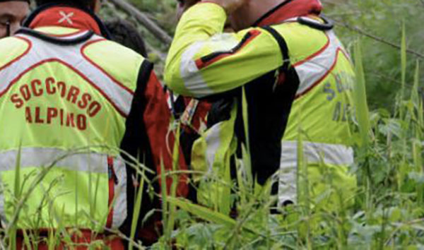 Bloccata sul Pollino, escursionista salvata dal Soccorso Alpino