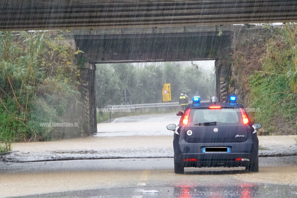 Lamezia: chiusa strada provinciale 110 per allagamento