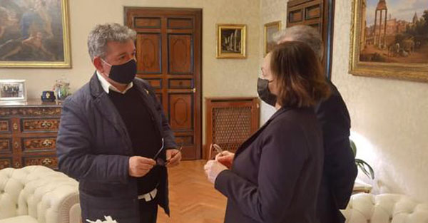 Covid e vaccini, continua serie di incontri istituzionali per Spirlì: oggi colloquio con ministro Speranza