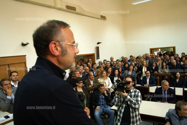 Lamezia: Possibile sgombero forzoso del tribunale alle 20:00. Cittadini invitati a consegnare schede elettorali