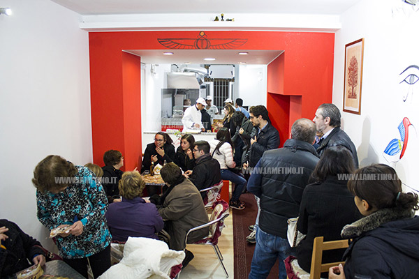 Lamezia: apre locale cucina egiziana di immigrati ex progetto Sprar