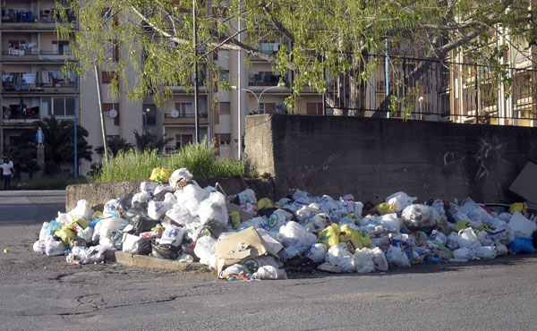 Lamezia: Associazione Quartiere Capizzaglie chiede maggiori interventi su rifiuti