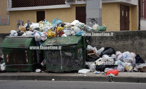 Lamezia: Rifiuti, Sindaco emana ordinanza per sito di stoccaggio temporaneo alternativo a discarica