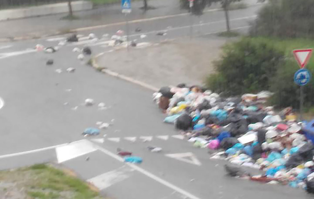 spazzatura-pioggia-lamezia-4112018.jpg