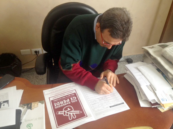 Lamezia: Speranza firma proposta legge di iniziativa popolare “col pareggio ci perdi”