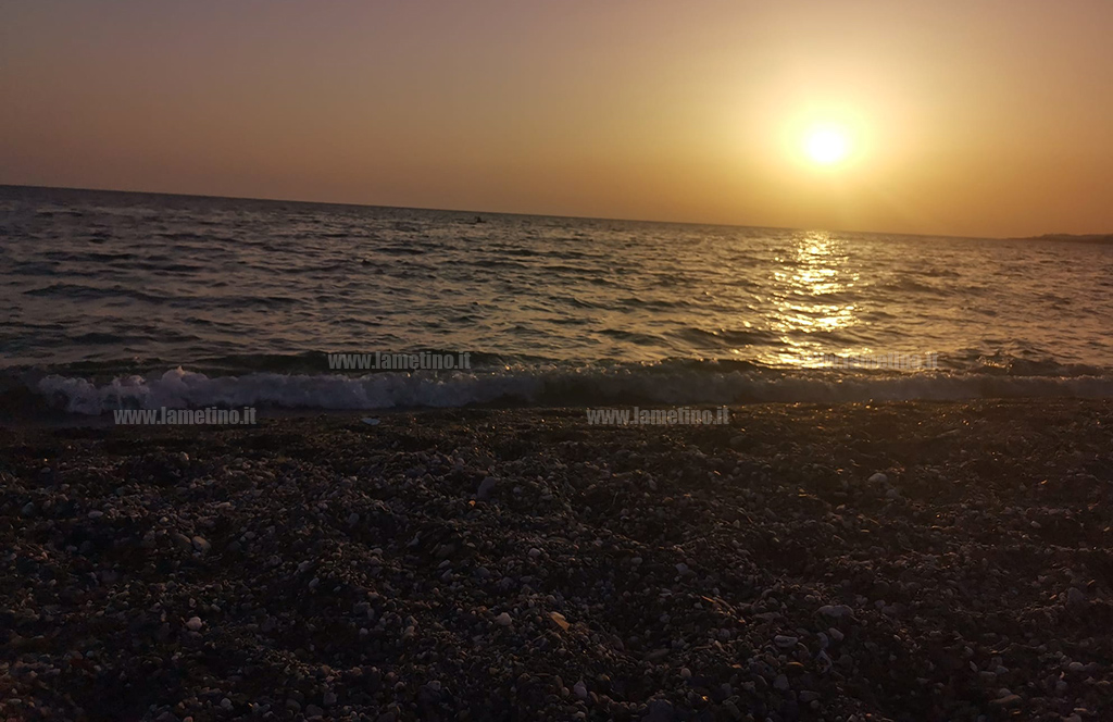 spiaggia-estate-202175a429_b12f5.jpg