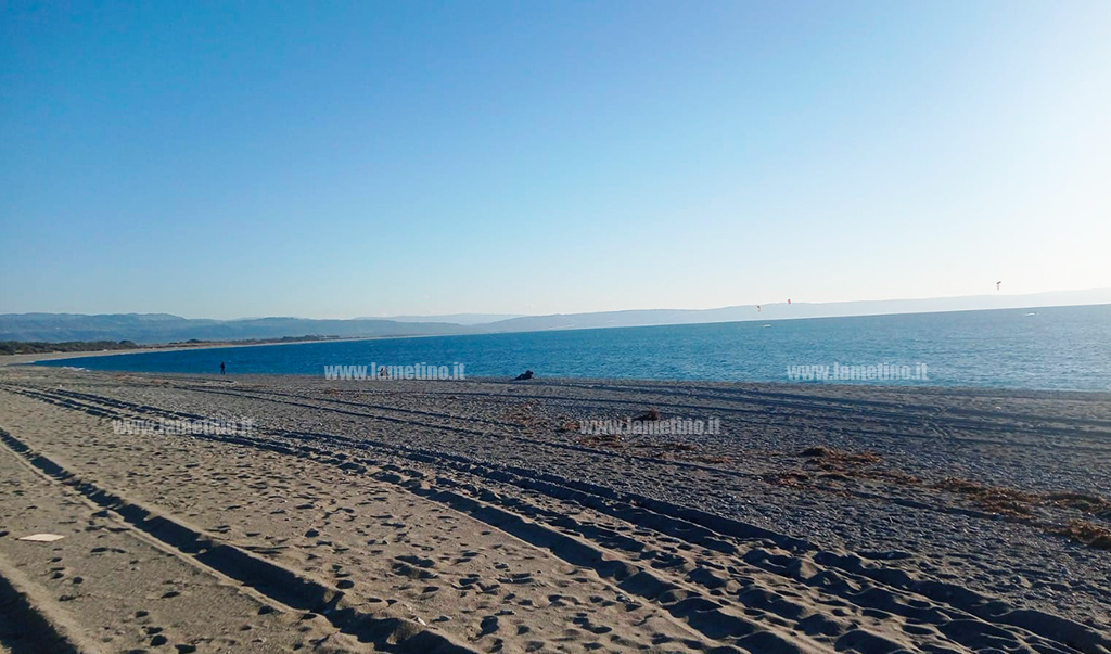 spiaggia-gennaio_ee287_4658d.jpg