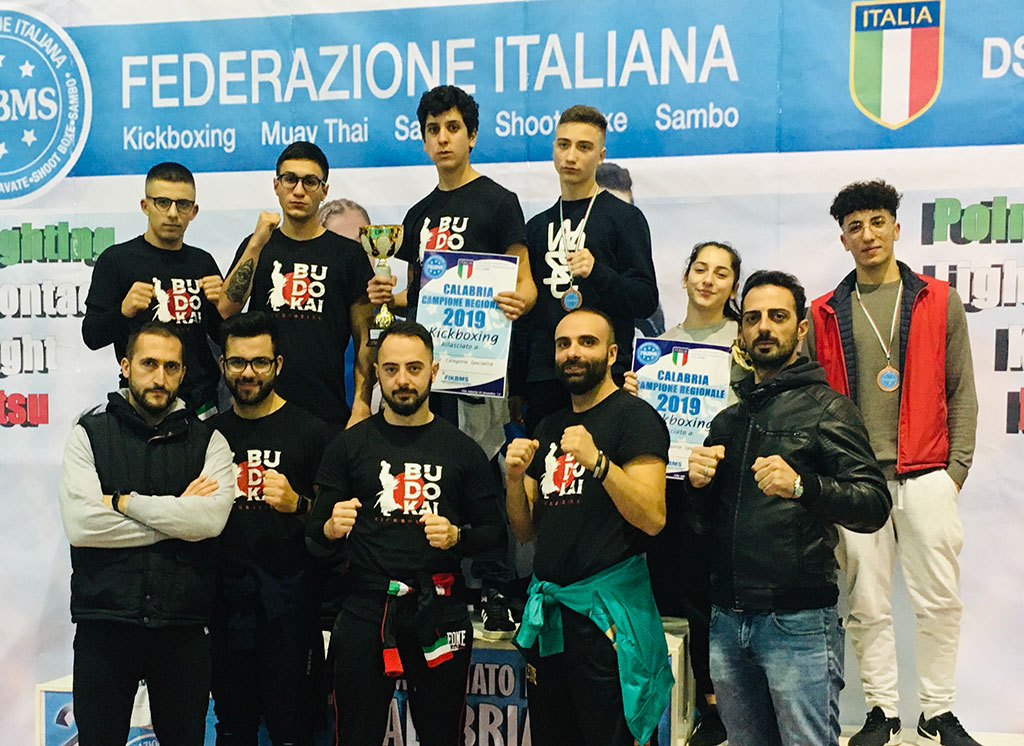 Riconoscimenti per Asd Marconi fitness club ai campionati regionali di "kickboxing fikbms" a Vibo 