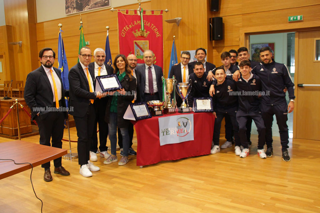 squadra-2_137e7.jpg