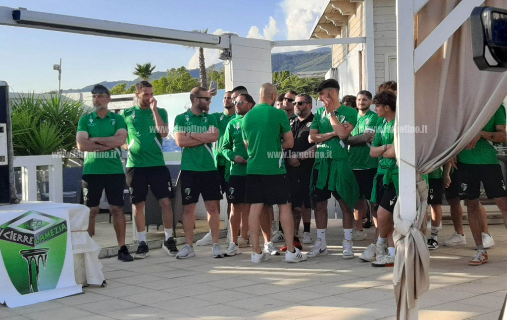 squadra_17e0e.jpg