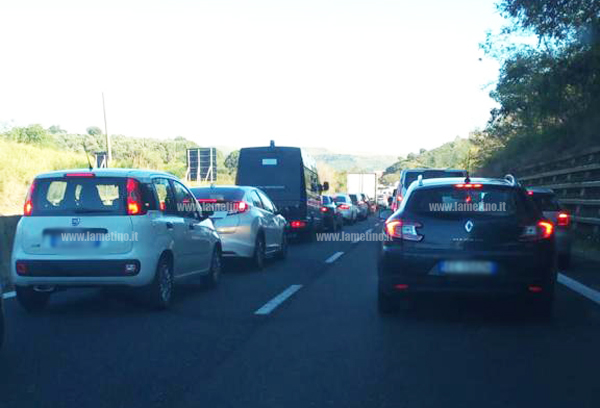 Traffico in tilt su SS 280 per lavori: doppio senso di circolazione in direzione Catanzaro-Lamezia