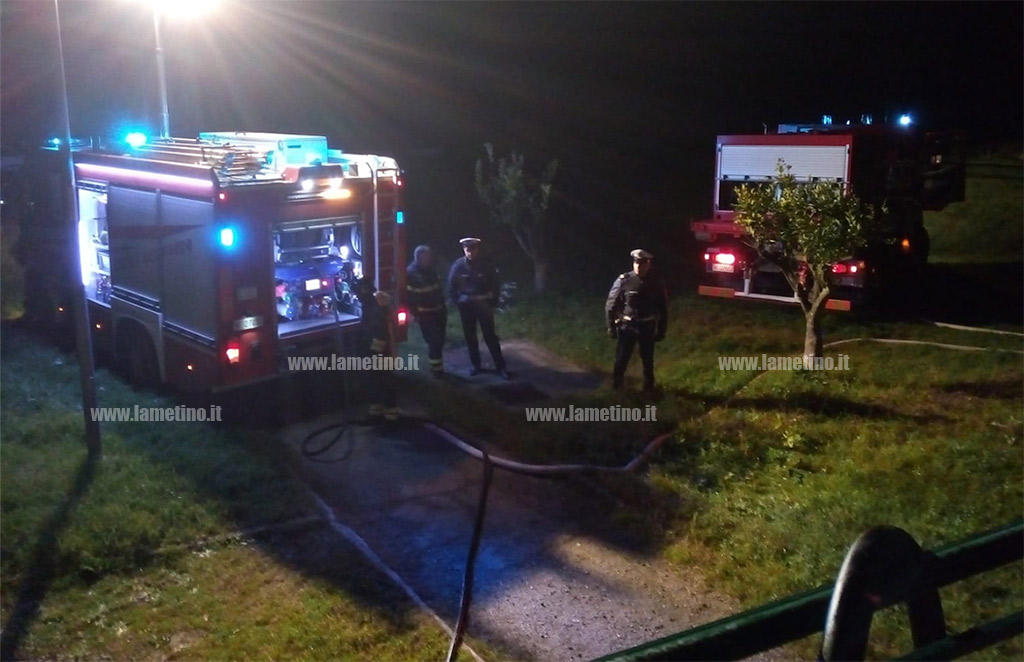 stabile-lamezia-incendio-parco25aprile.jpg