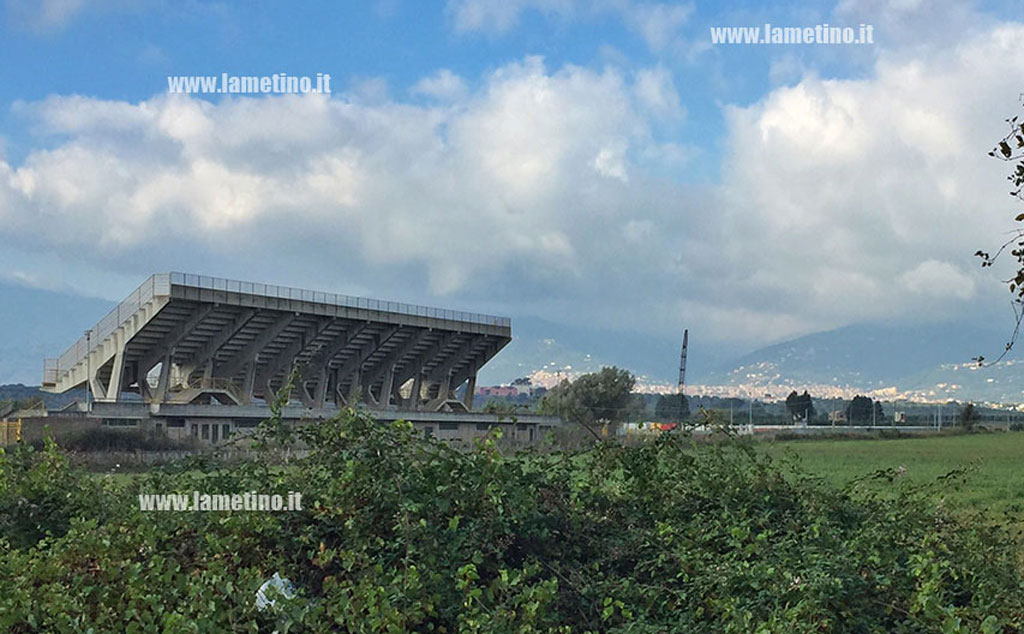Lamezia, consegna del campo da gioco stadio Carlei all'Asd Vigor 1919