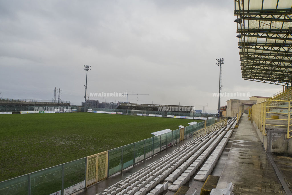 Lavori allo Stadio D’Ippolito, Vigor Lamezia fa causa al Comune