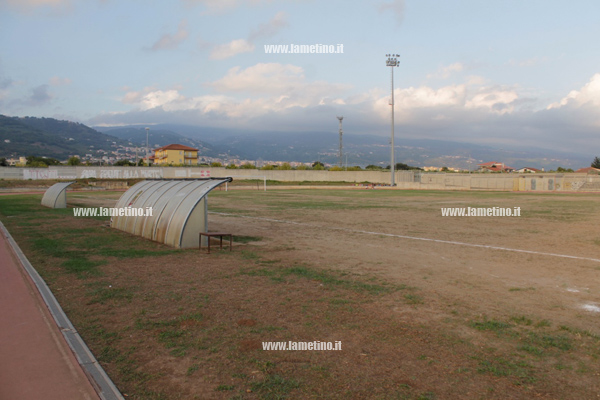 stadio-gianni-renda-savutano-lamezia.jpg