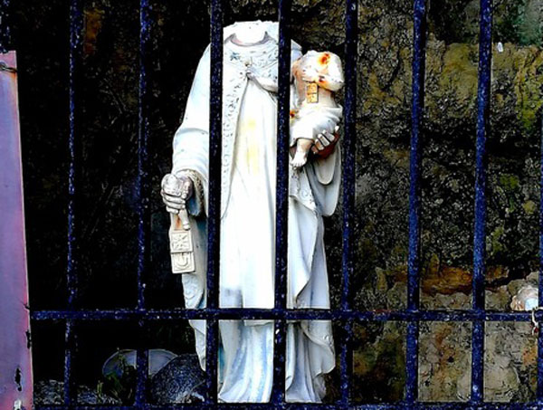 Atto vandalico a Briatico contro statua Madonnina del mare, avviate indagini