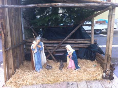 Calabria: Rubata statua Bambin Gesù in presepe davanti chiesa del Carmine a Vibo